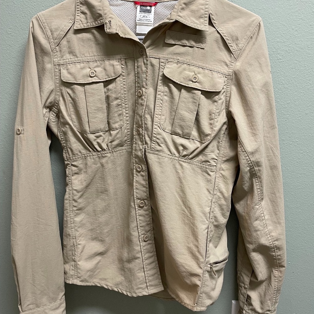 Women North Face Outdoor Khaki Sun Shirt XS